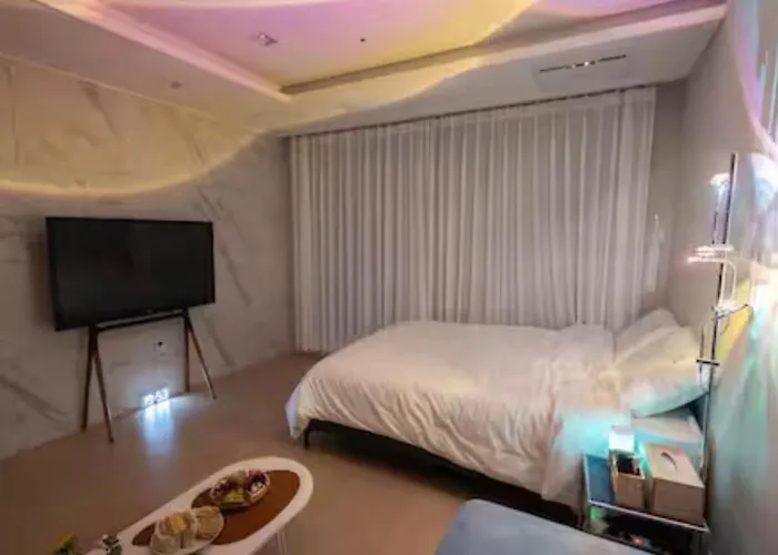 광안리해수욕장 오션뷰 달밤 Apartment *
