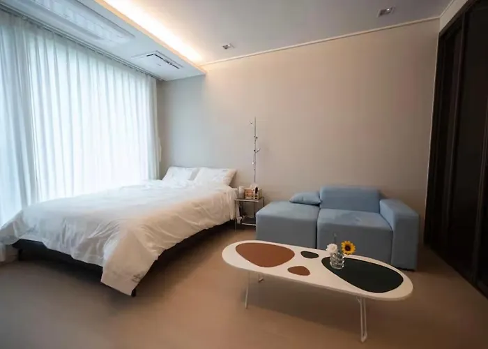 광안리해수욕장 오션뷰 달밤 Apartment *